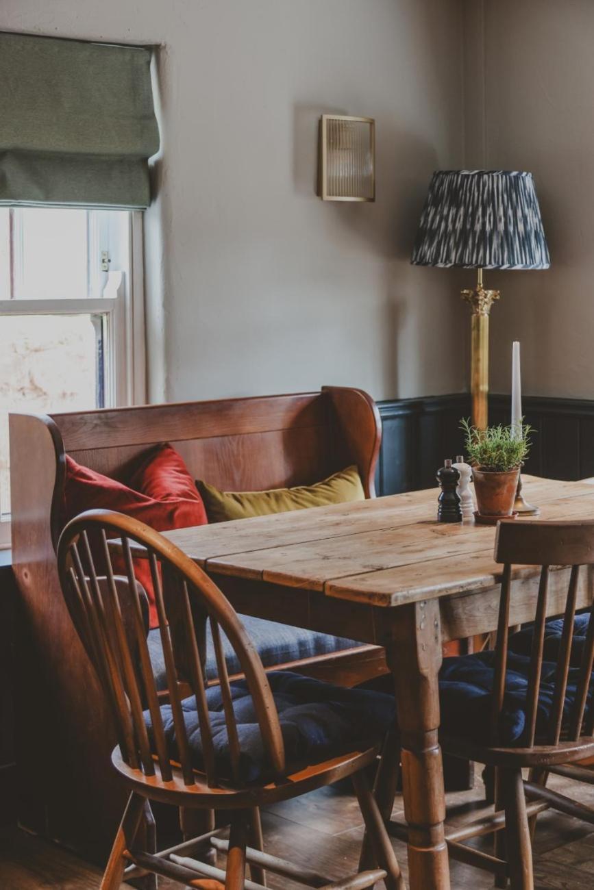 The Butterleigh Inn كولومبتون المظهر الخارجي الصورة